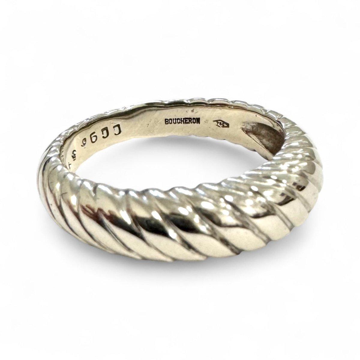 Bague BOUCHERON torsadé en or gris