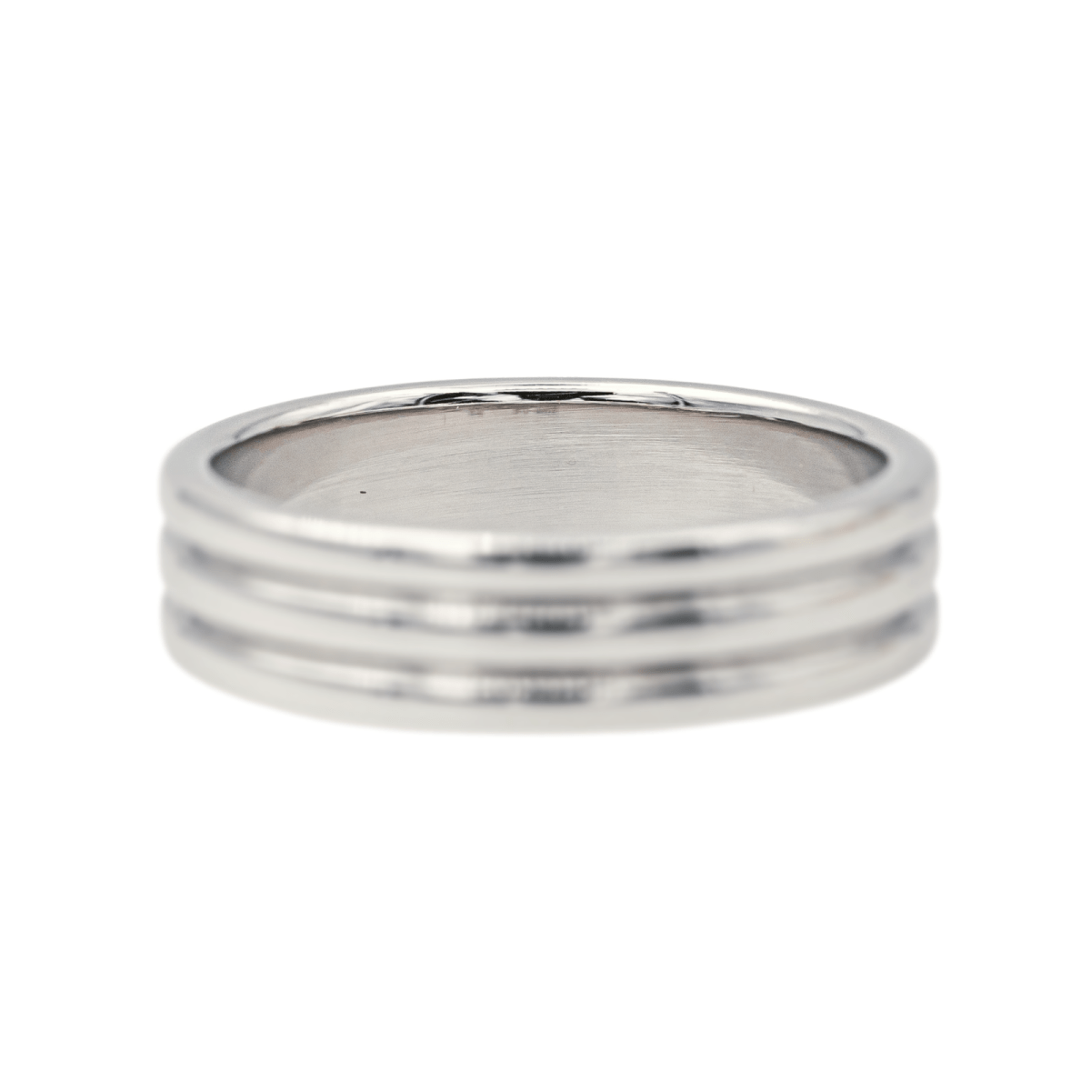Bague Alliance BOUCHERON "Godron" en platine