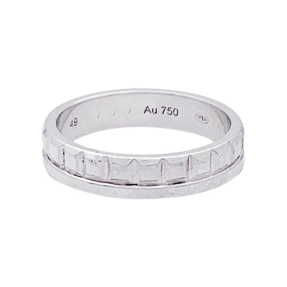 Bague Alliance BOUCHERON "Quatre Radiant Edition" en or blanc.