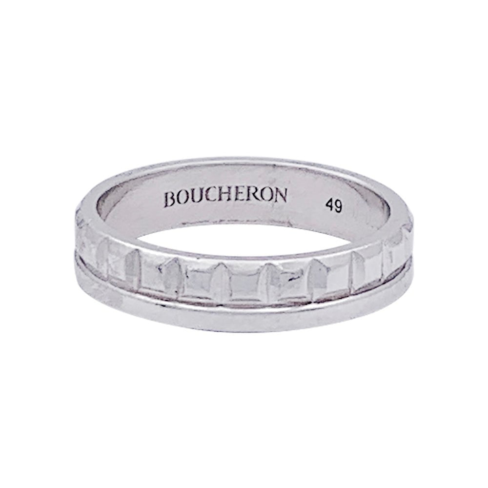 Bague Alliance BOUCHERON "Quatre Radiant Edition" en or blanc.