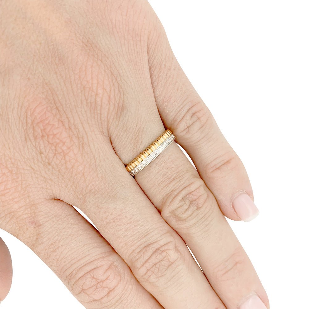 Bague Boucheron, “Quatre Radiant Edition Grosgrain”, deux ors et diamants