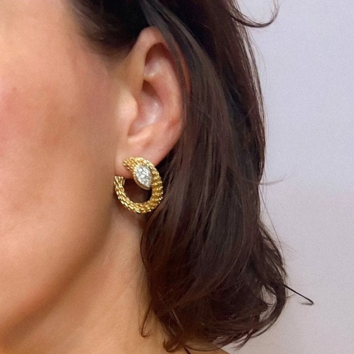 Boucles d'oreilles Clip BOUCHERON "Serpent Bohème" en or jaune et diamants
