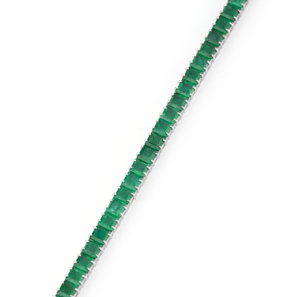 Bracelet Ligne BOUCHERON en or blanc et émeraudes