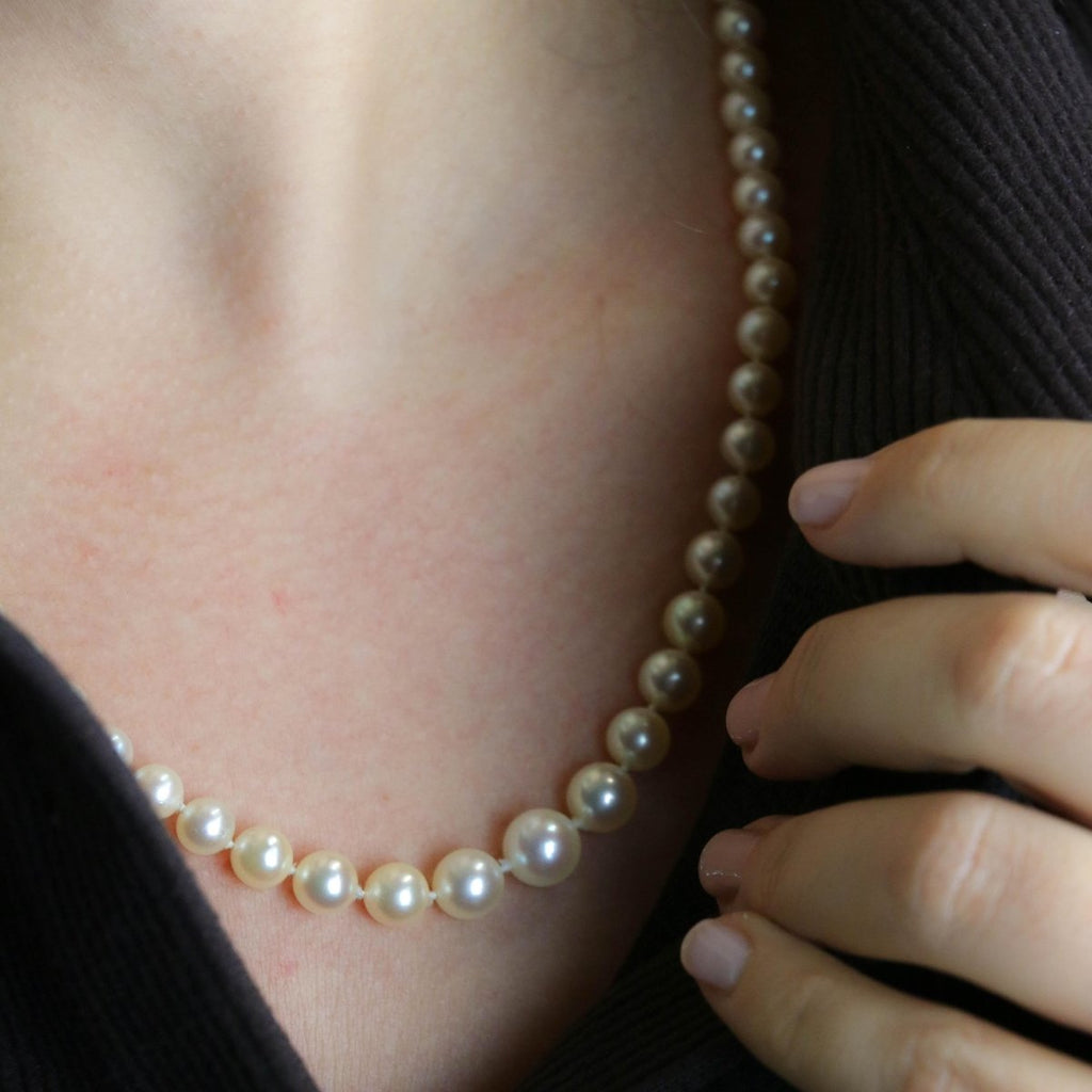Collier Perles BOUCHERON en or blanc