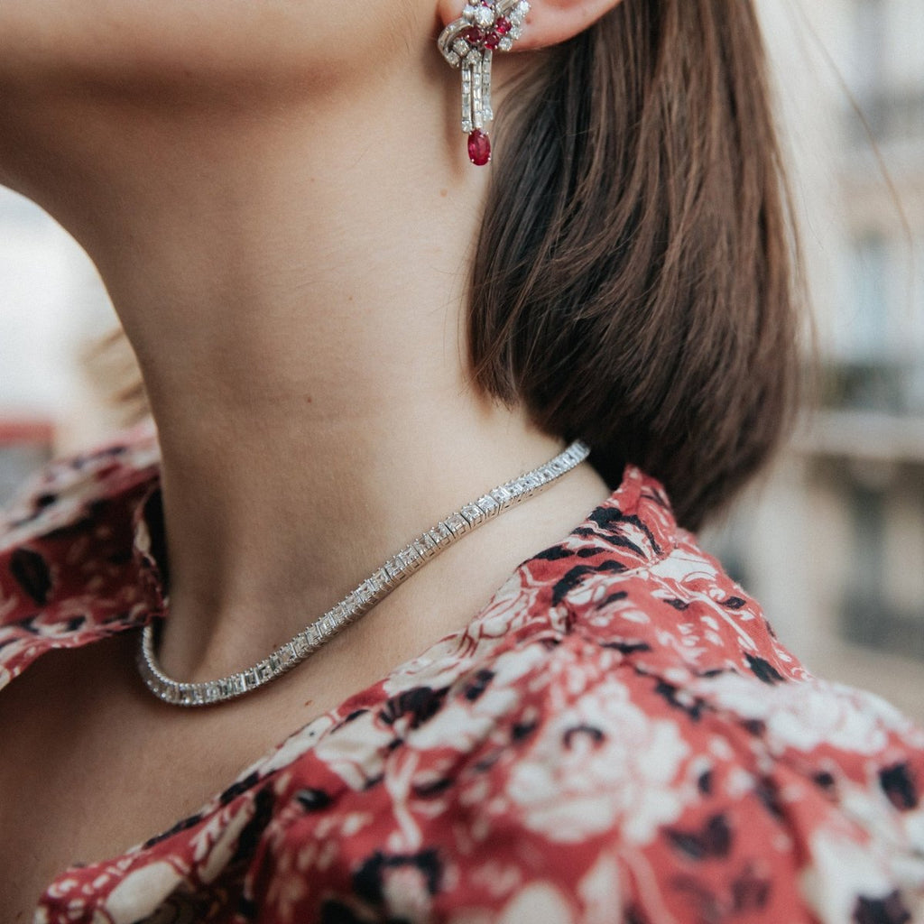 Collier Rivière BOUCHERON en or blanc, platine et diamants